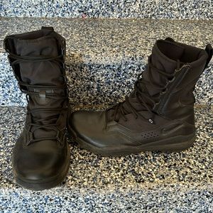 Nike SFB Field 2 8” Tactical Boots Men’s Size 11